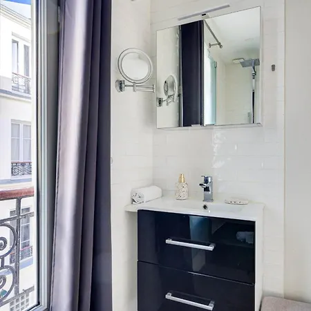 Bnbnova - 1br - Eiffel Tower & Invalides Apartment Paris